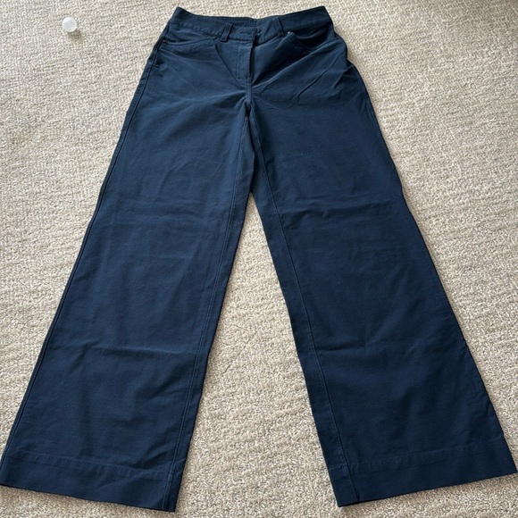 Lululemon City Sleek high-rise wide-leg pants - Picture 1 of 1